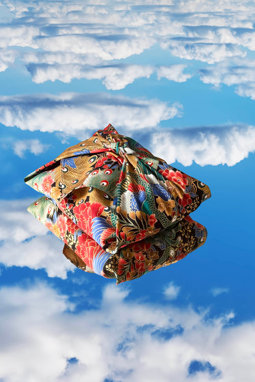 Furoshiki Pavo Real · detalle tela japonesa · patrón pavo real · a juego con Sailor verde y rojo