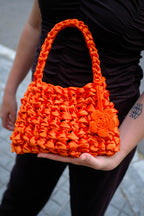 Bolso Sailor daidai · detalle textura ganchillo · cinta de raso naranja · Fūwa
