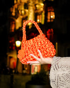 Bolso Sailor mini daidai en mano · detalle textura · Fūwa
